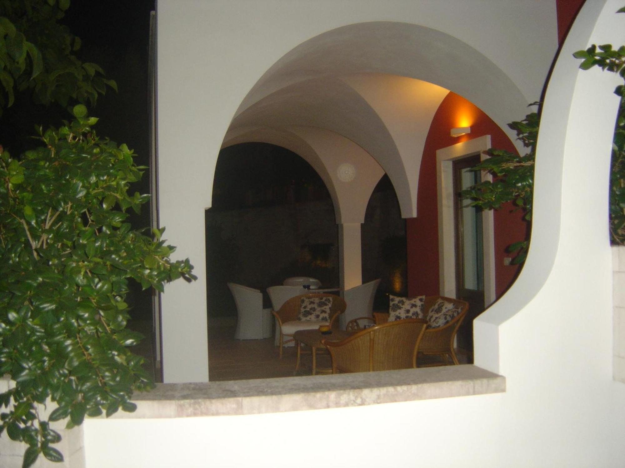Gasthaus Relais Casabella Martina Franca Exterior foto
