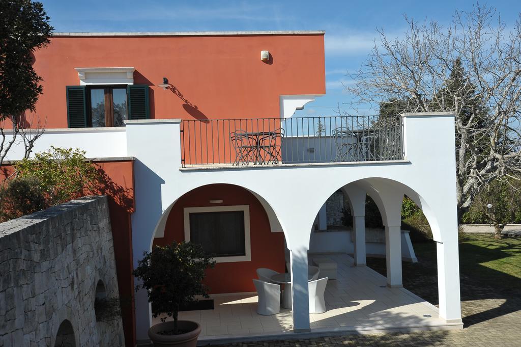 Gasthaus Relais Casabella Martina Franca Exterior foto
